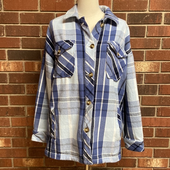 Offline by Aerie Flannel Shacket - Picture 3 of 12